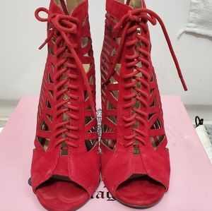 Crown vintage red heels